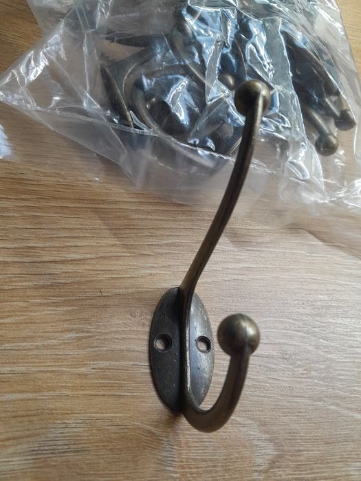 Zestaw 10 wieszaków na ubrania ręczniki vintage 9x7cm x 2cm