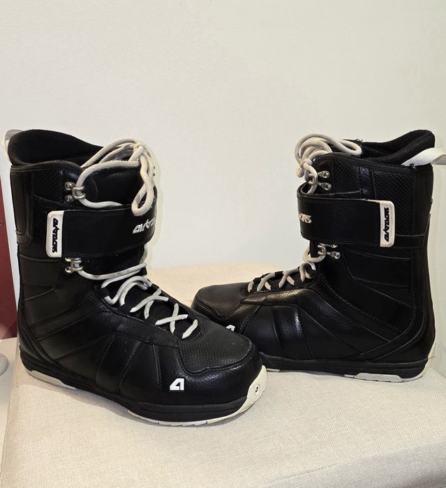 Buty Snowboardowe AirTrack EU 43 wkładka 28 cm