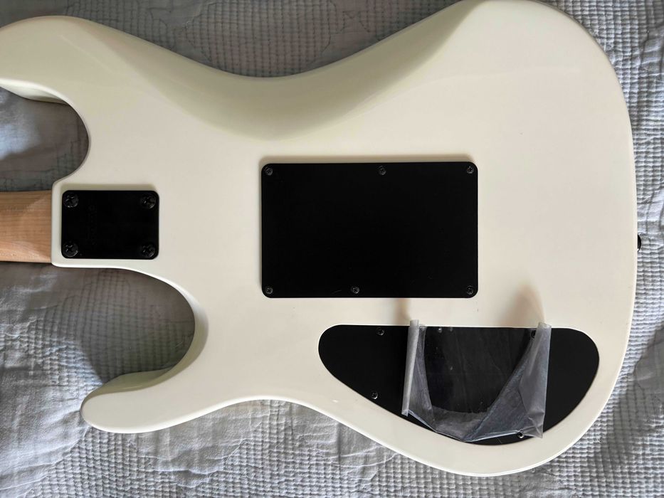 Gitara elektryczna - Kramer NightSwan Aztec Graphic