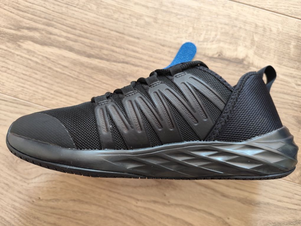 Obuwie robocze Reebok Astroride buty sportowe chłopca lekkie czarne 39