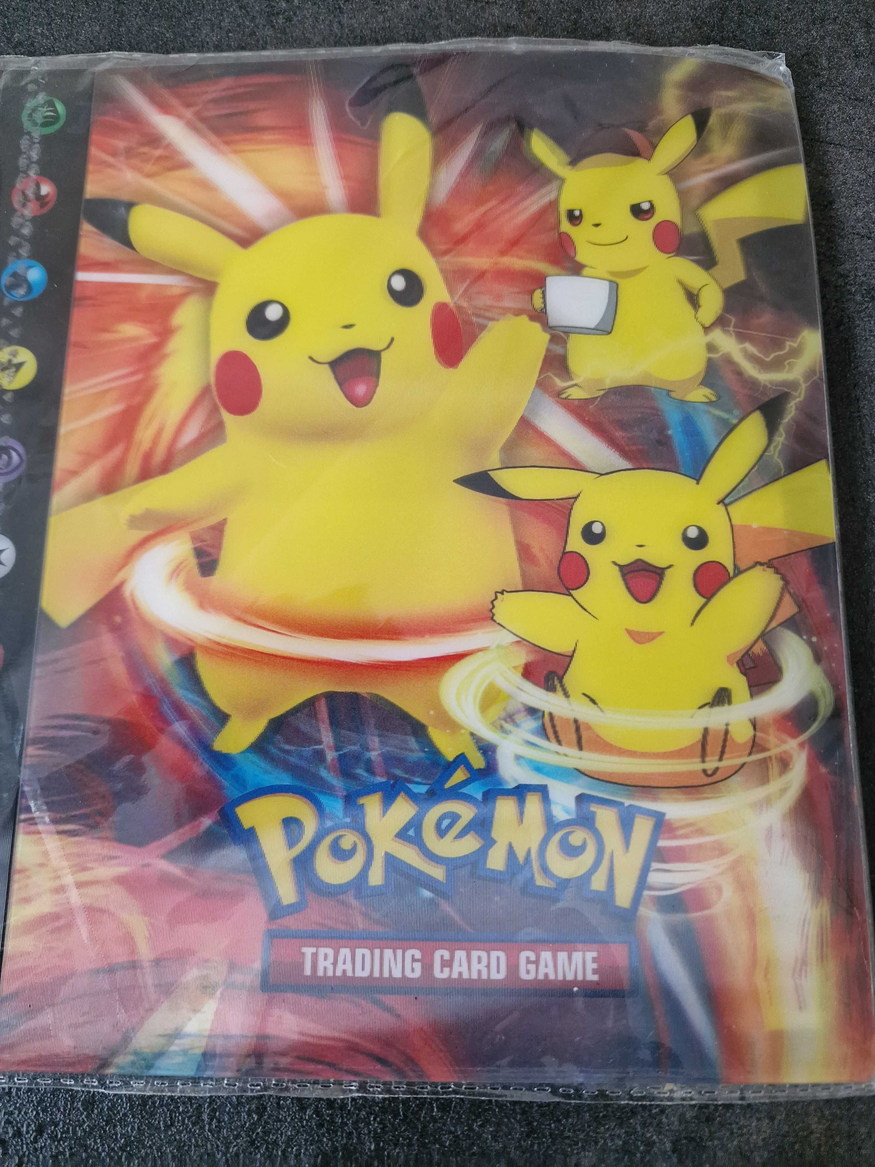 Pokemon 3D album + 55 sztuk kart czarnych