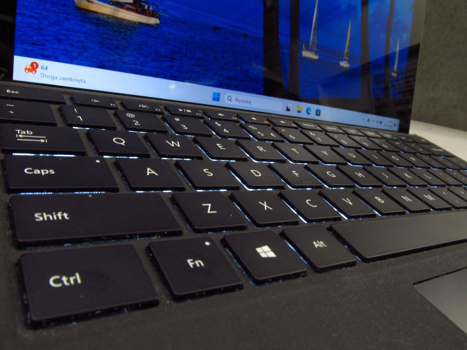OKAZJA Microsoft Surface PRO 5 i5 7300U 8GB 256SSD 2K 2736x1824 Laptop