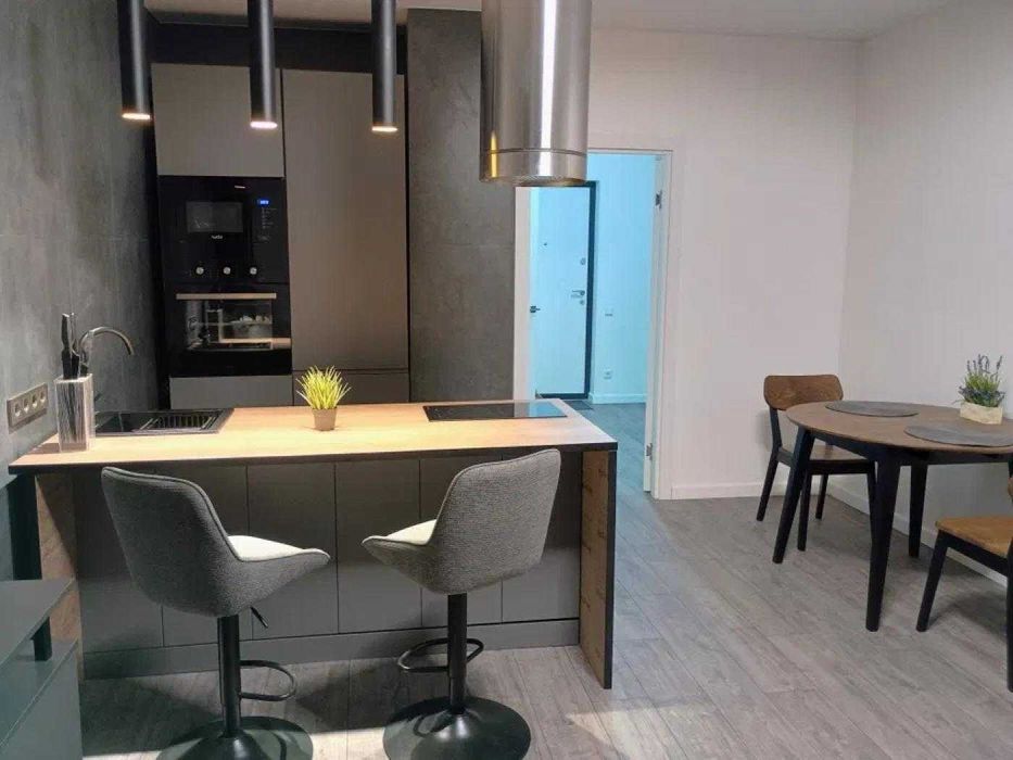 Продаётся стильная квартира-студия в ЖК «Олимпиец»! пр. Шевченко. 1K7