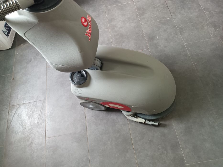 Szorowarka czyszcząca vispa 35b