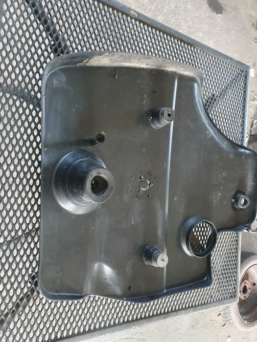 Pokrywa osłona silnika Seat 1.9 tdi Leon Toledo Ibiza