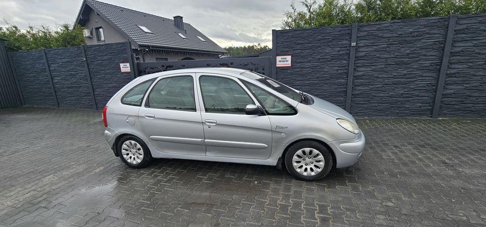 AUTO SKUP BYDGOSZCZ  Citroen Xara Picassso 2003r 1.8 GAZ hak holownicz