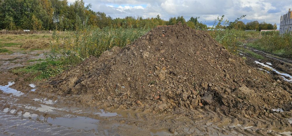 Oddam ziemię z wykopu okolo 20 ton
