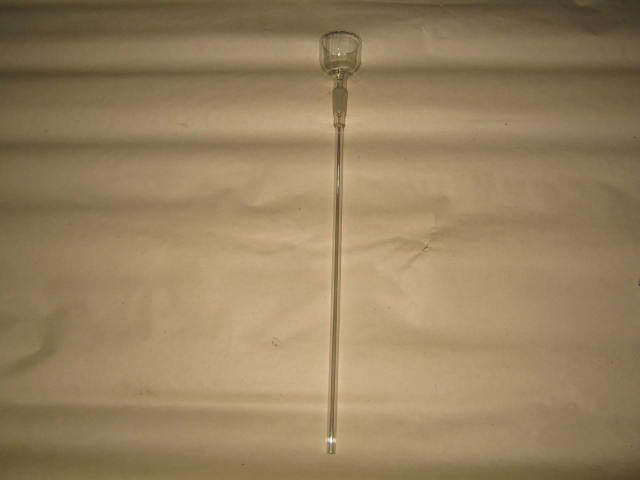 Скляна лійка з притертою горловиною та носиком 30 см .