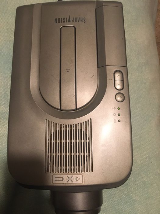 PROJECTOR SHARP - A funcionar em pleno/uso domestico