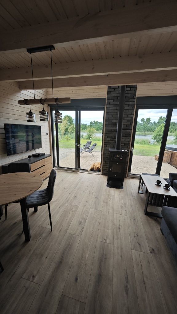 Domek z linią brzegową, balia, sauna, rowery