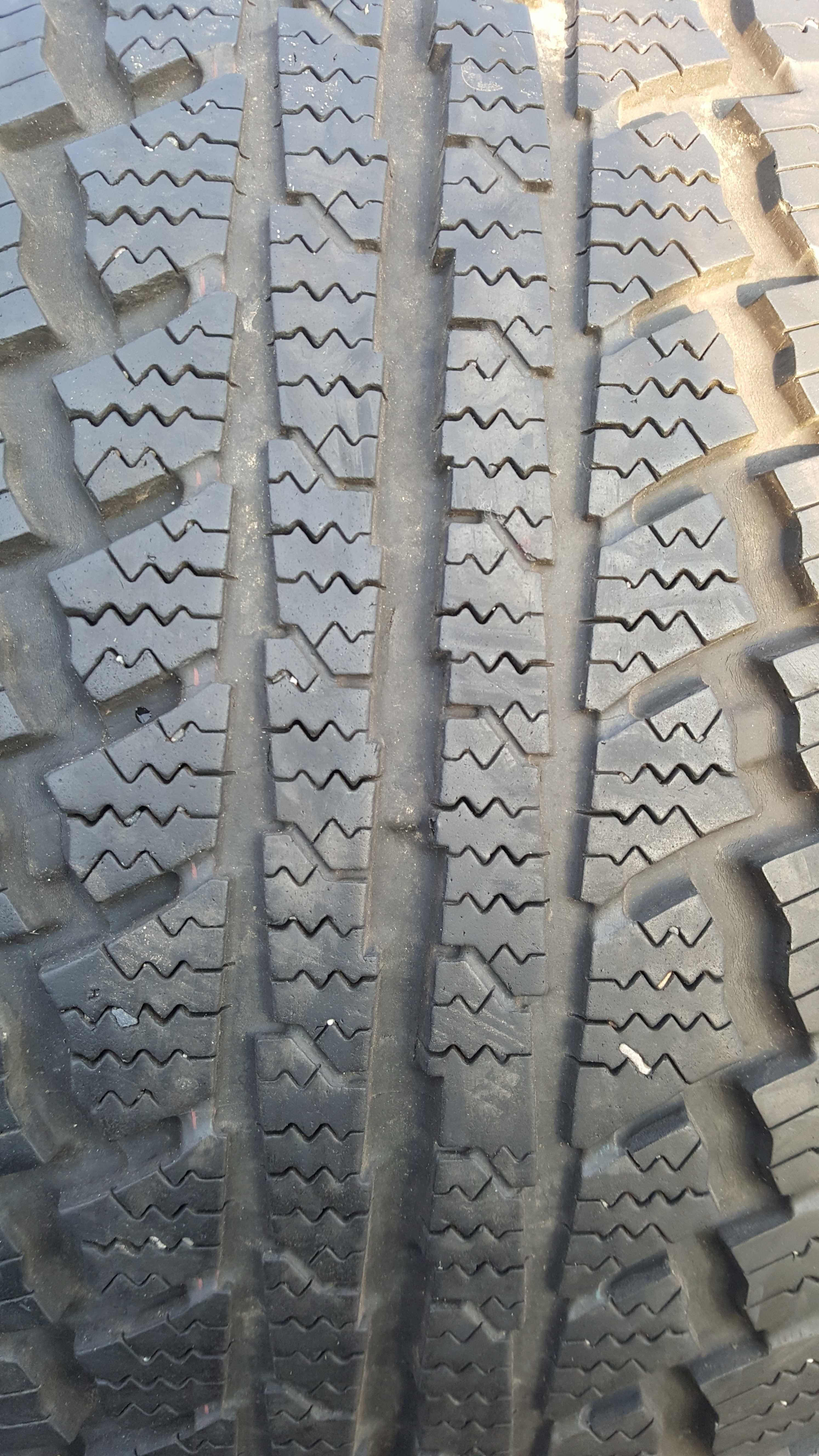 Continental 215/65 r16C Vanco Winter /// 6,85mm!!!