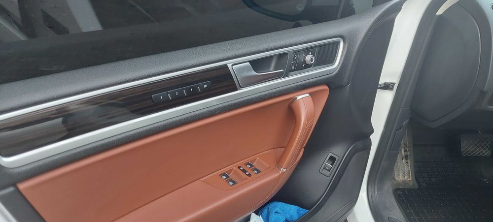 Офіційний Volkswagen Touareg 2017