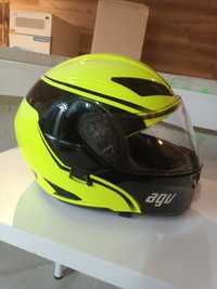 Vendo Capacete agv em bom estado tamanho 40