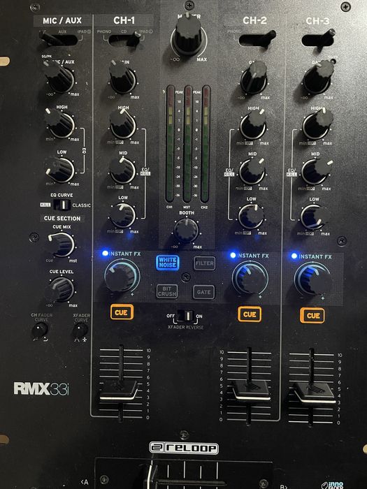 Reloop RMX33i dj mixer