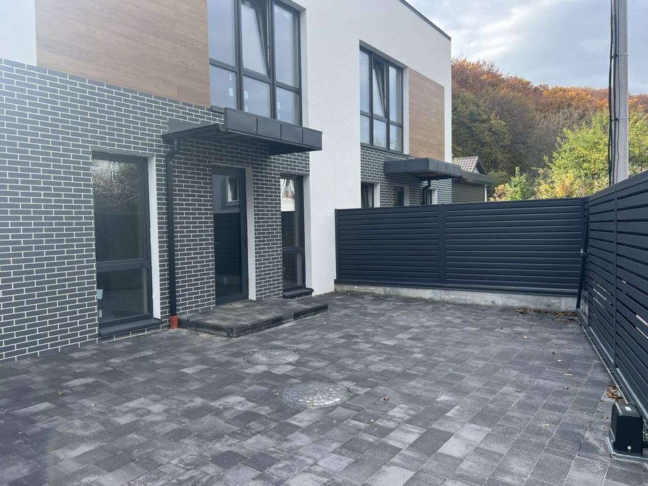 Унікальна пропозиція продаж котеджів в парковій зоні вул Голубця