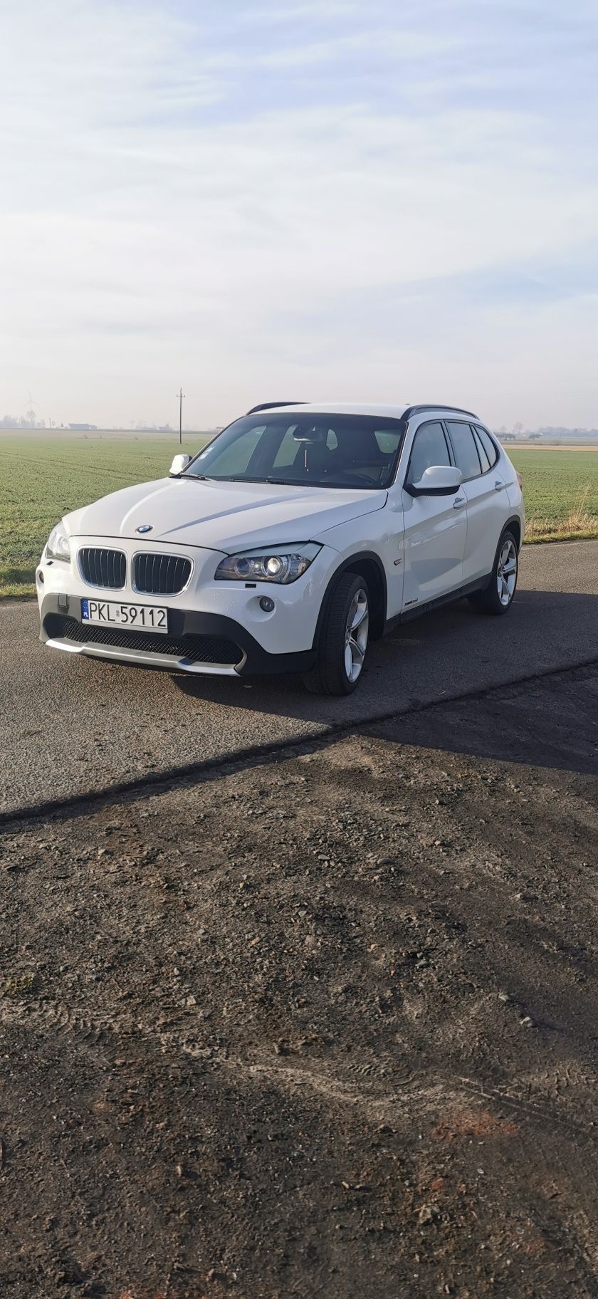 Bmw   x1     4x4