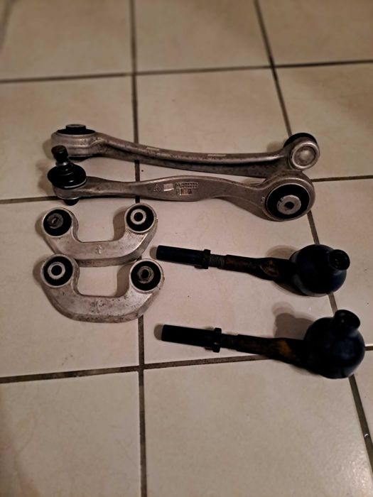 Wachacze lewe górne,łaczniki ,końcowki drażka LEMFORDER Audi a4 b6,b7