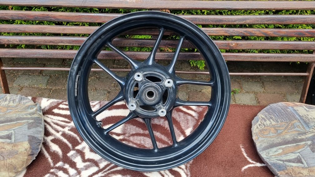 Felga do triumph tiger 800 xrx 17 cali