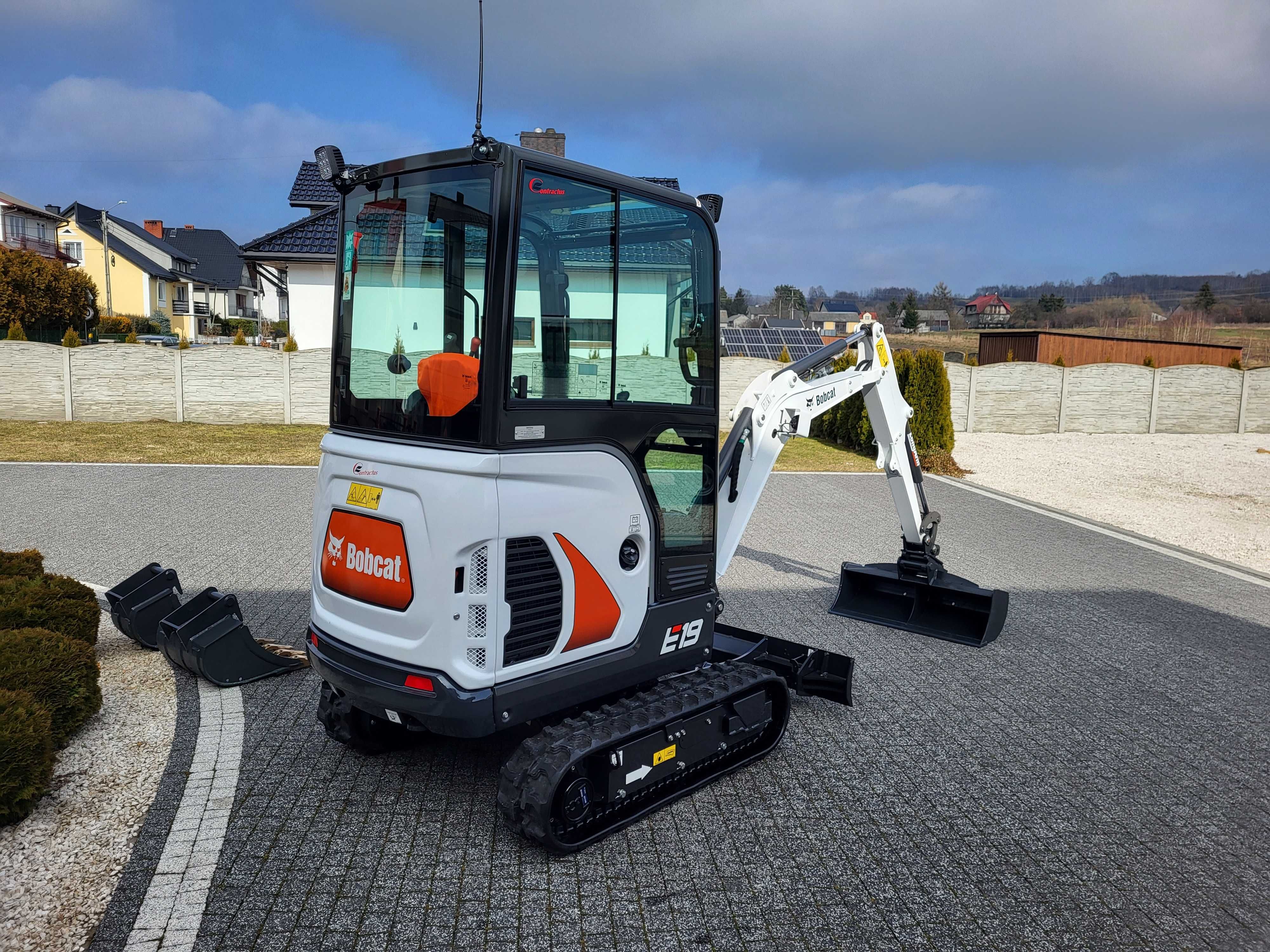 Wynajem minikoparka minikoparki koparka Bobcat