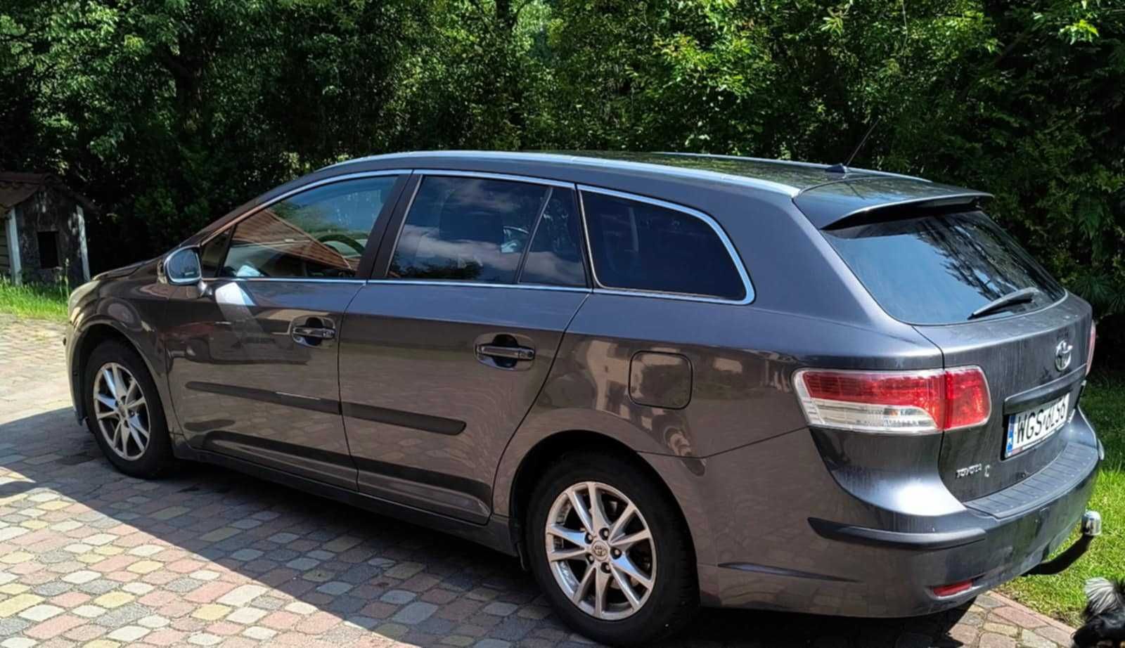 Toyota Avensis - T-27 2,0 D4D
