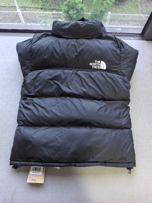 Czarny uniwersalny kurtka puchowa – modna i ciepła!