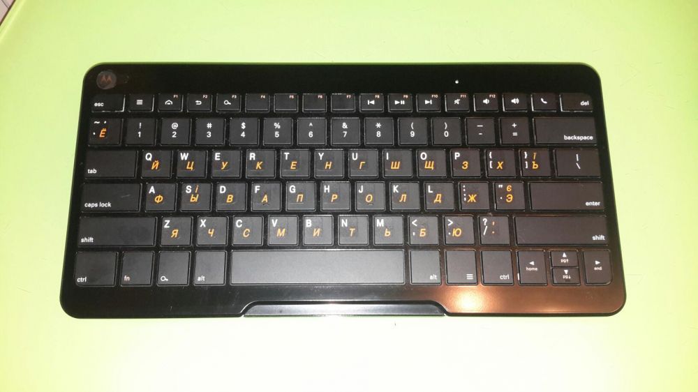 Клавиатура Motorola Bluetooth Keyboard with Touchpad