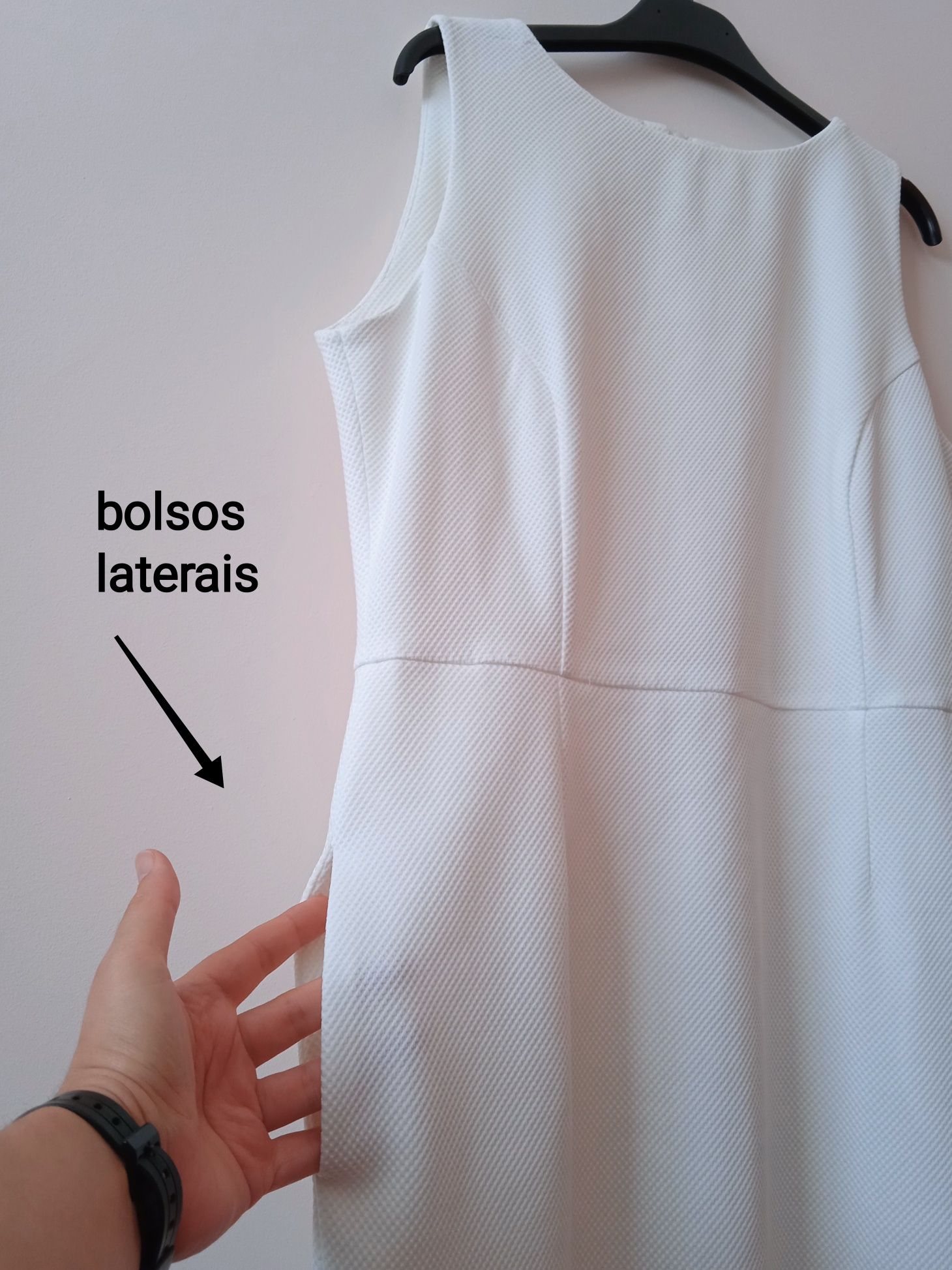 Vários Vestidos L