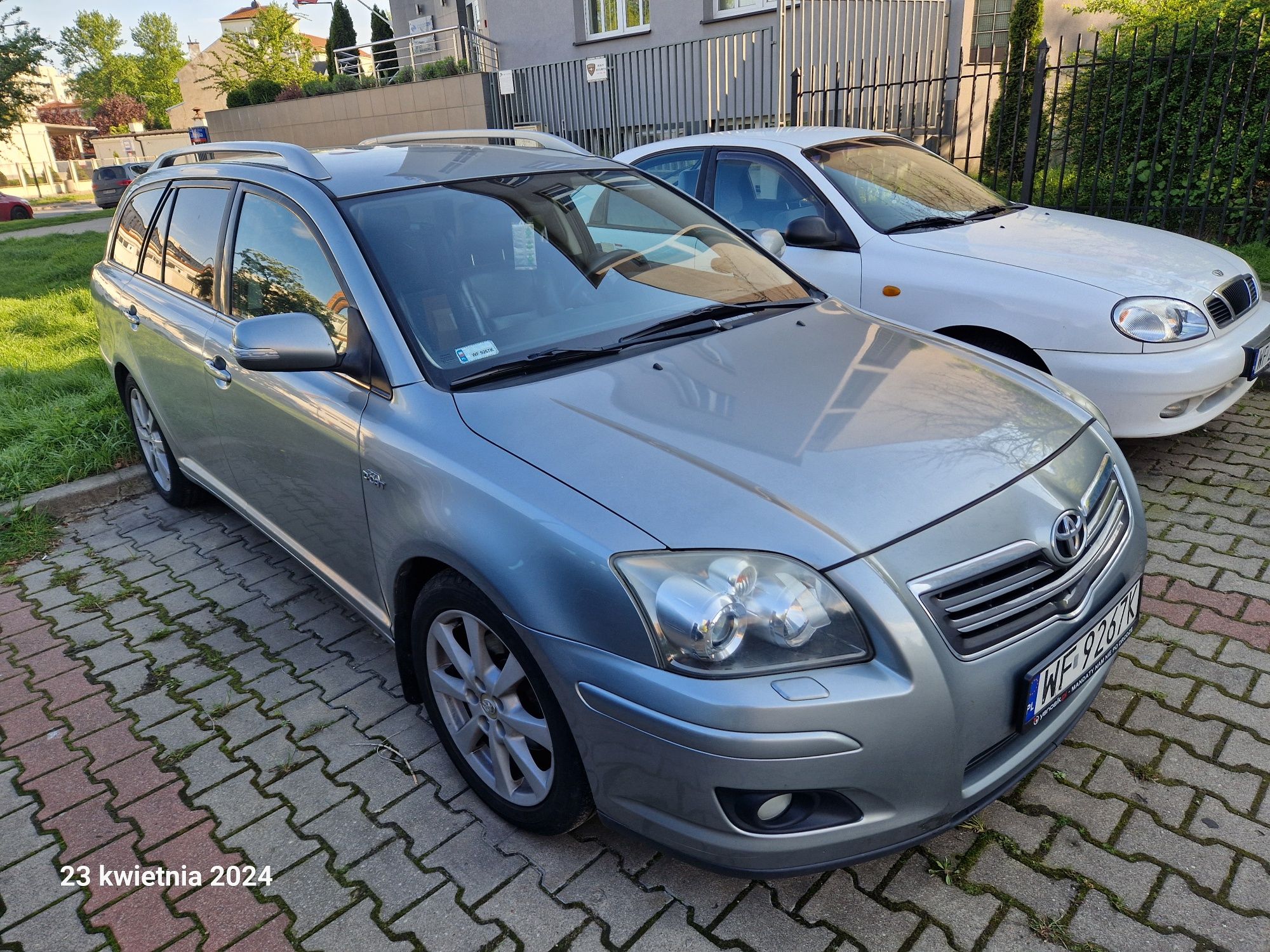 Toyota Avensis 2.2 d-cat 177km