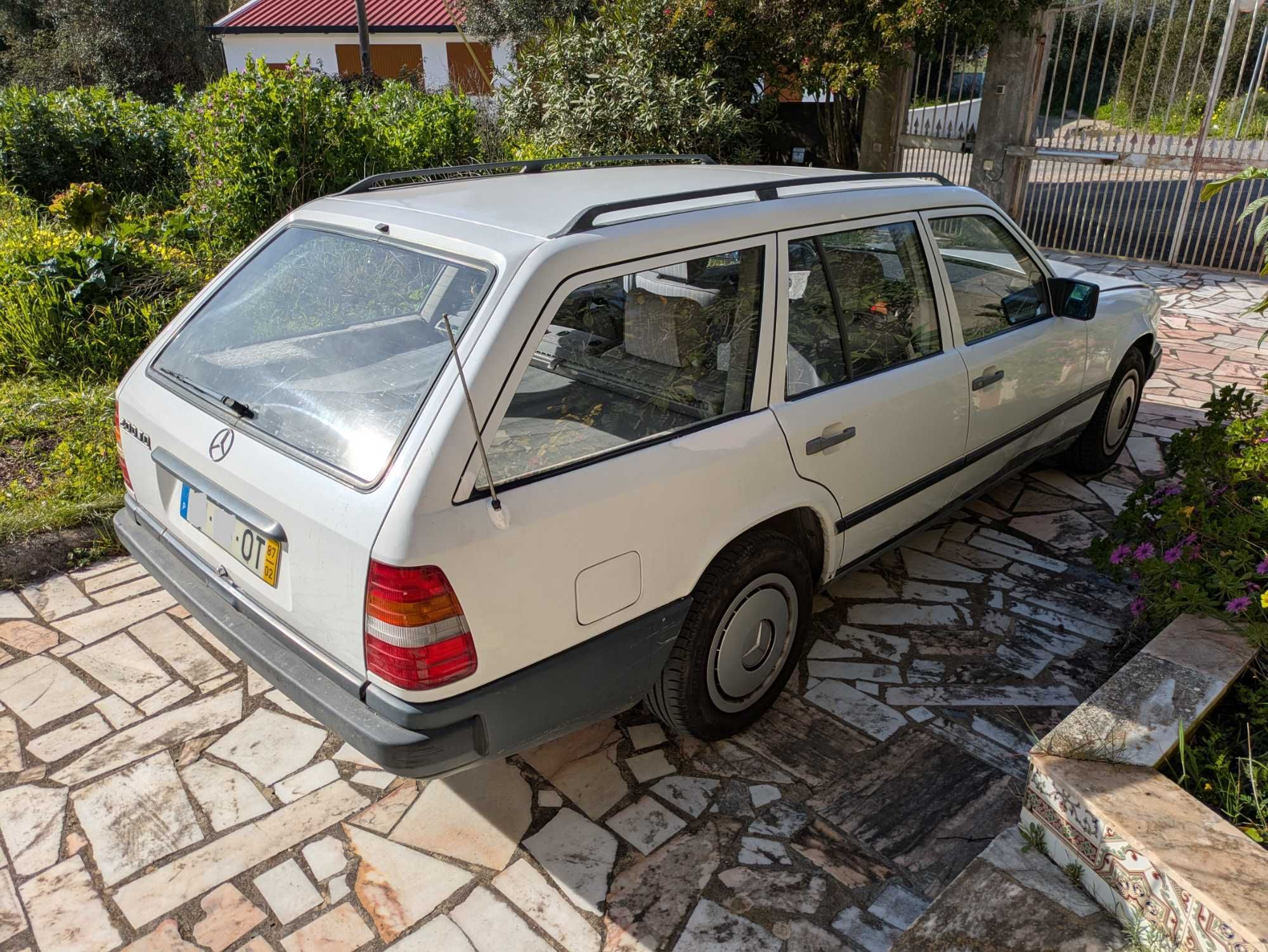 Mercedez-Benz 200TD (carrinha) 1987