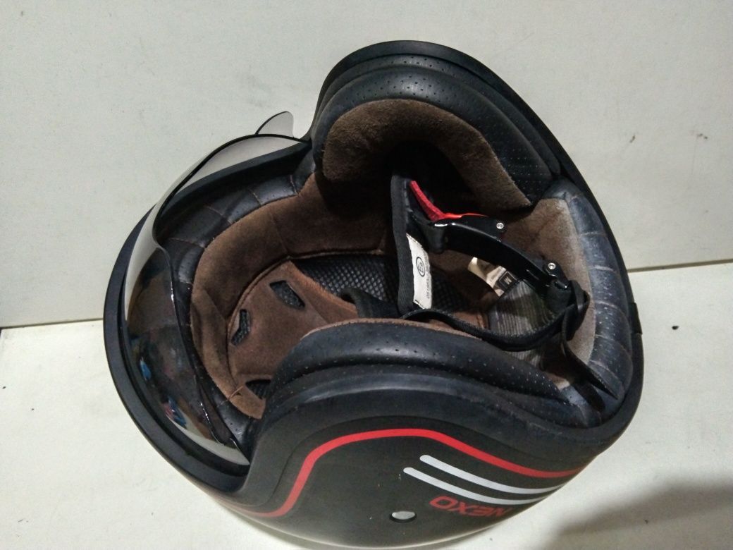 Kask motocyklowy NEXO rozmiar M 57-58 cm