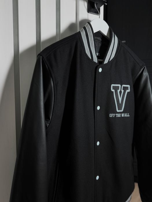 Бомбер Vans, куртка Vans