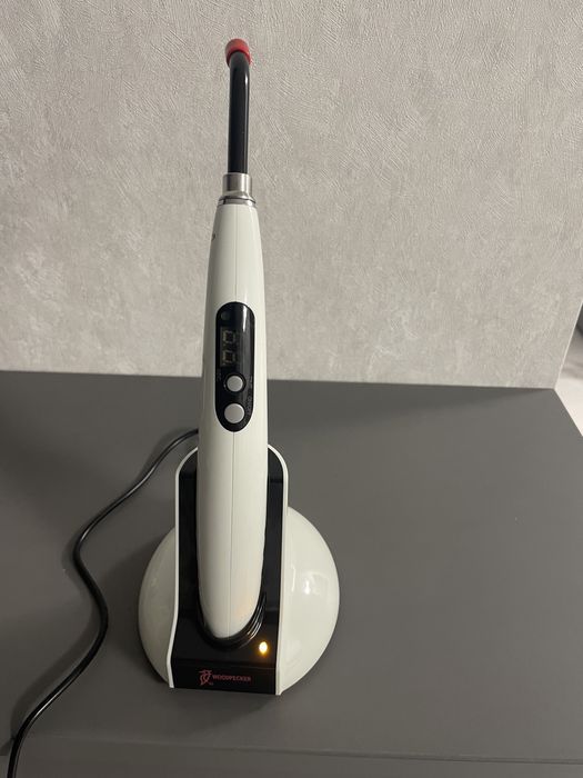 Фотополимерна лампа для подологов