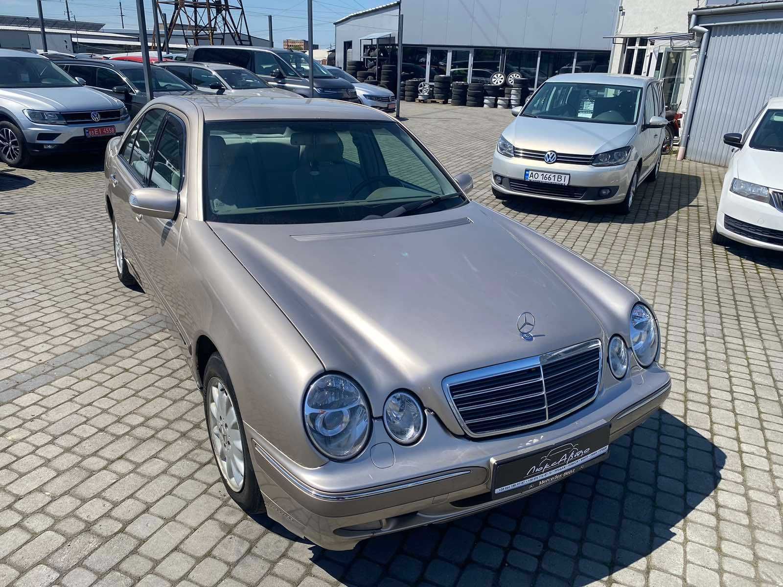 Mercedes-Benz E-Class 2001