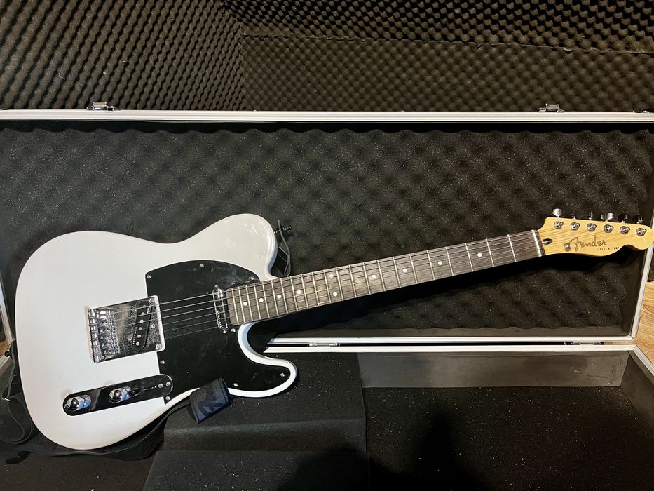 Fender Telecaster (replika) Możliwa zamiana na inny sprzęt.