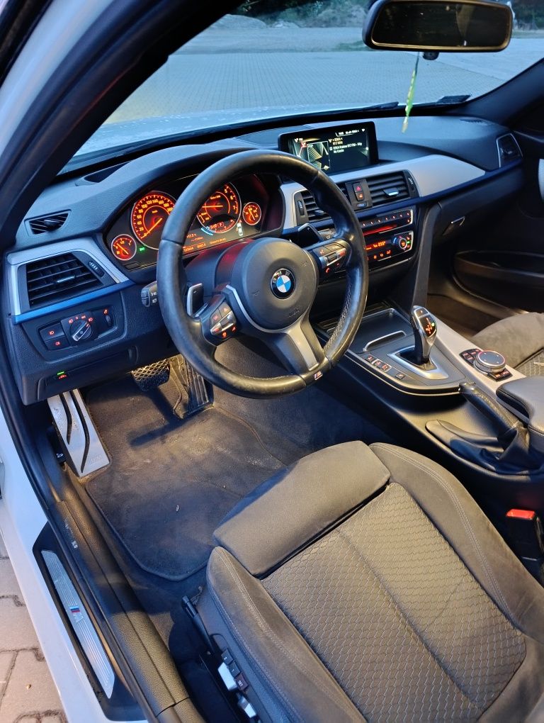 Bmw f30 330i mSport xdrive 2016 polift