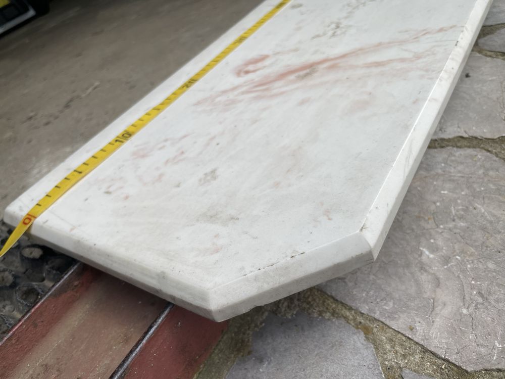 Parapet 125x30 marmur betonowy