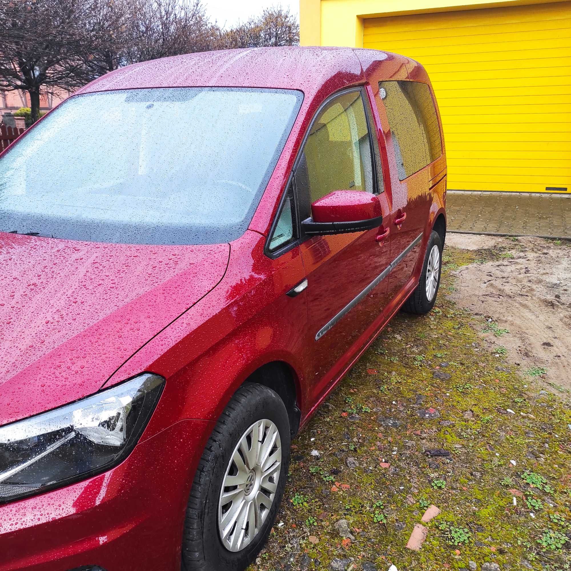 Samochód osobowy CADDY 4 TRENDLINE 2.0 TDI 75kW 5-G