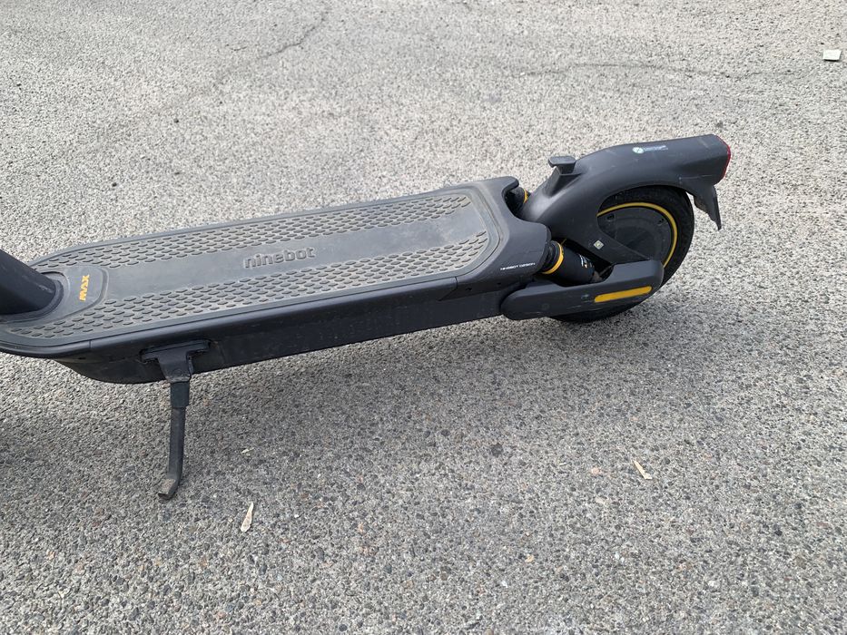 Самокат ninebot max g2