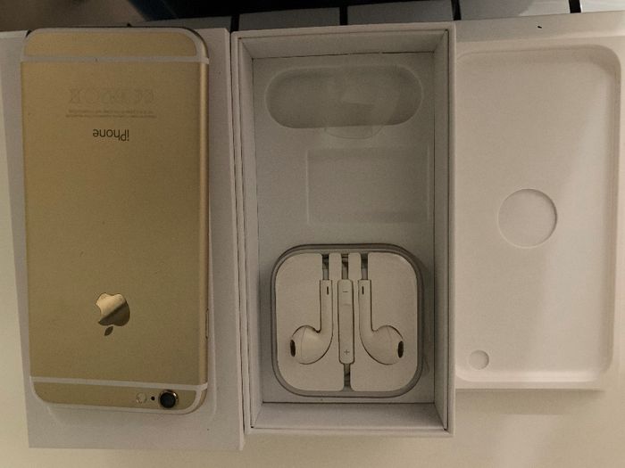 Продам официальный золотой айфон 6, 16GB