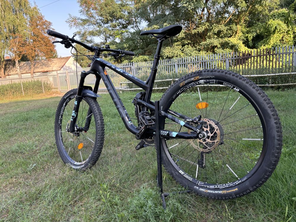 Rower focus jam carbon pro 27,5 trail 2x11 deore xt r.M dt swiss fox
