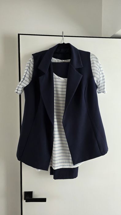 Брючний костюм розміру Л