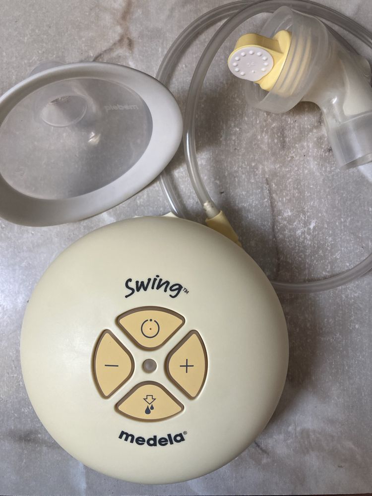 Молоковідсмоктувач Medela Swing