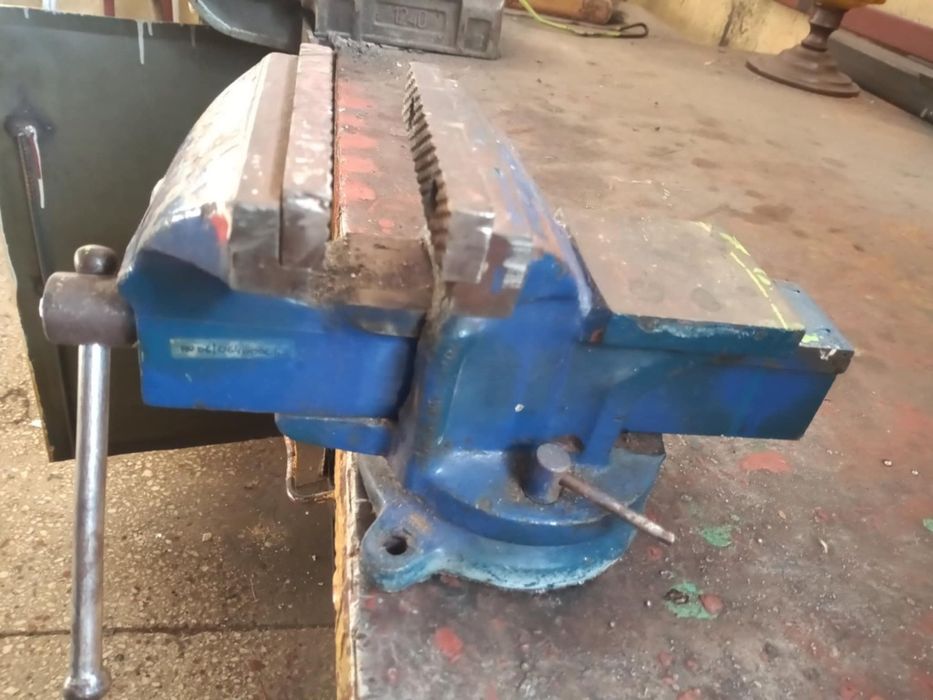 Imadło ślusarskie obrotowe