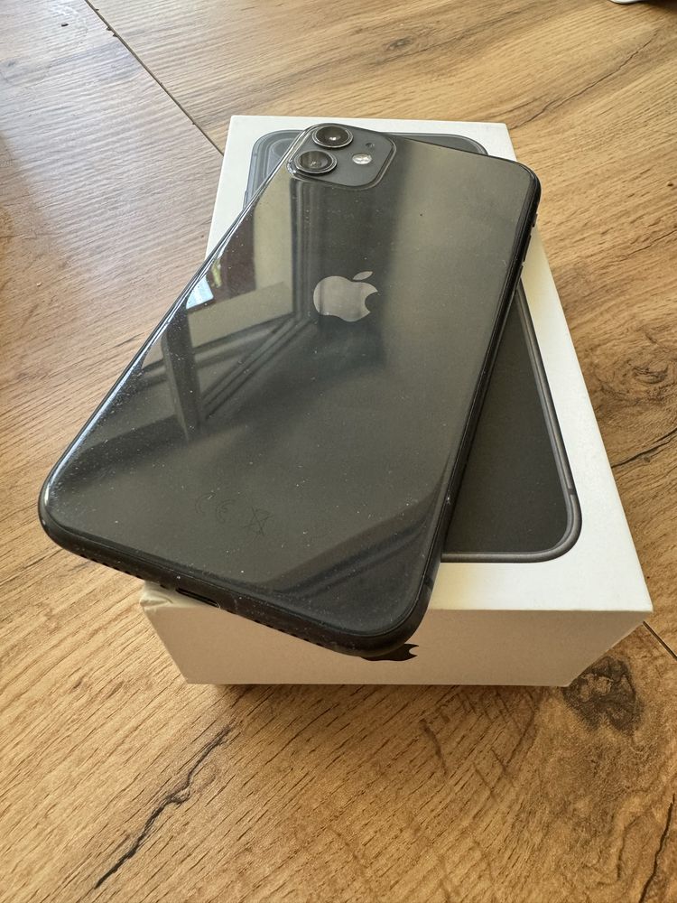 iPhone 11 black 64Gb bardzo dobry stan.