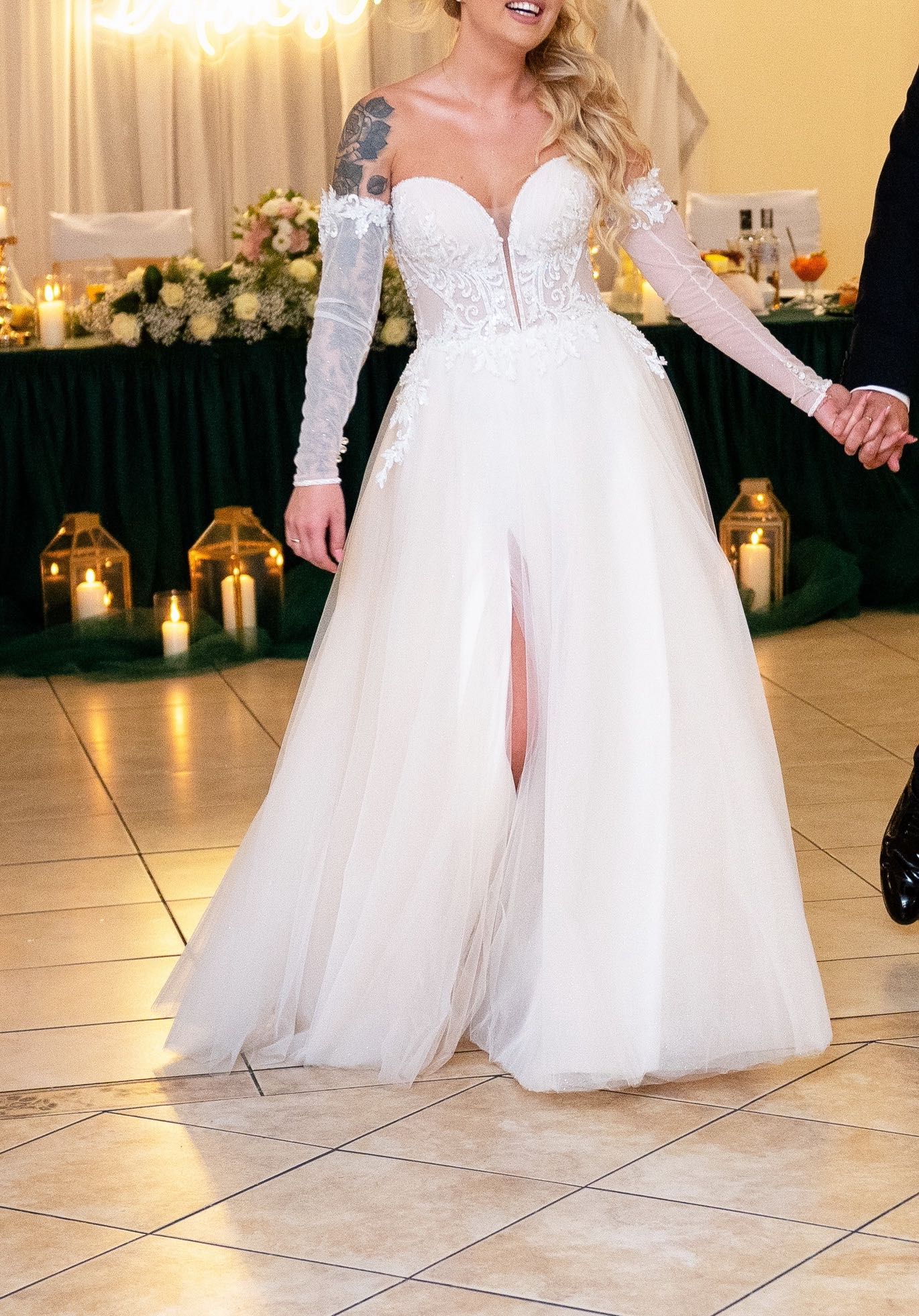 Suknia ślubna z rękawkami błyszcząca gorsetowa rozmiar S/ 170cm+9cm