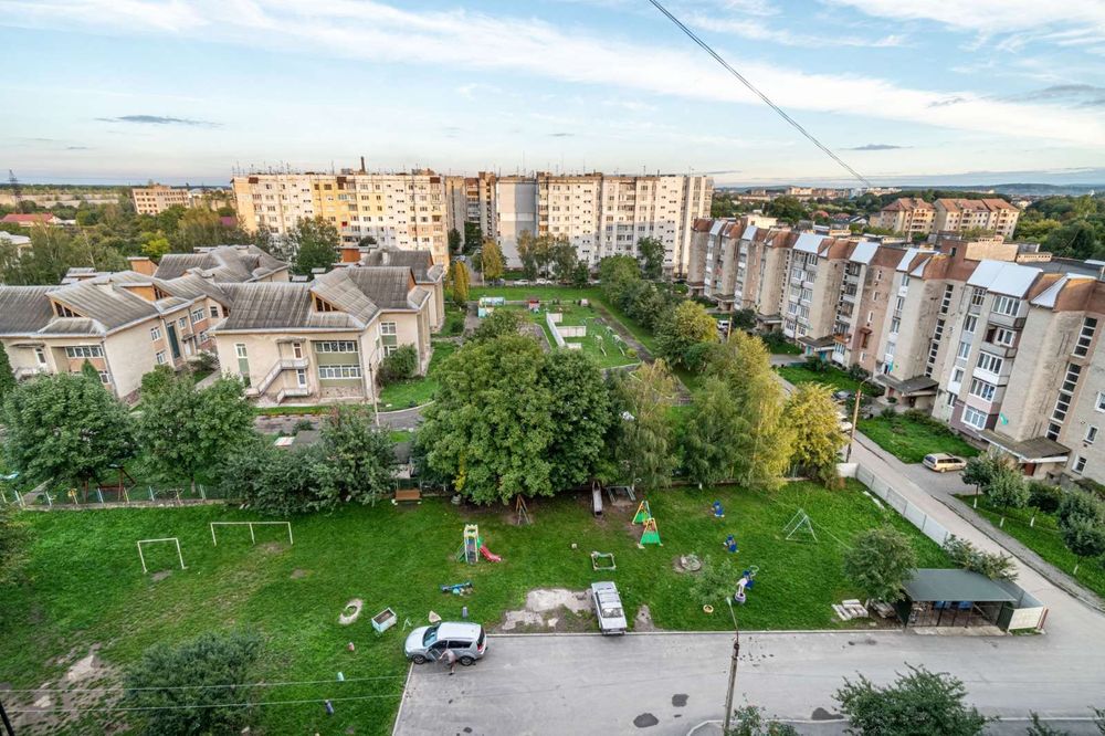 Пропоную для купівлі 3 кімнатну квартиру на вул.Леонтовича