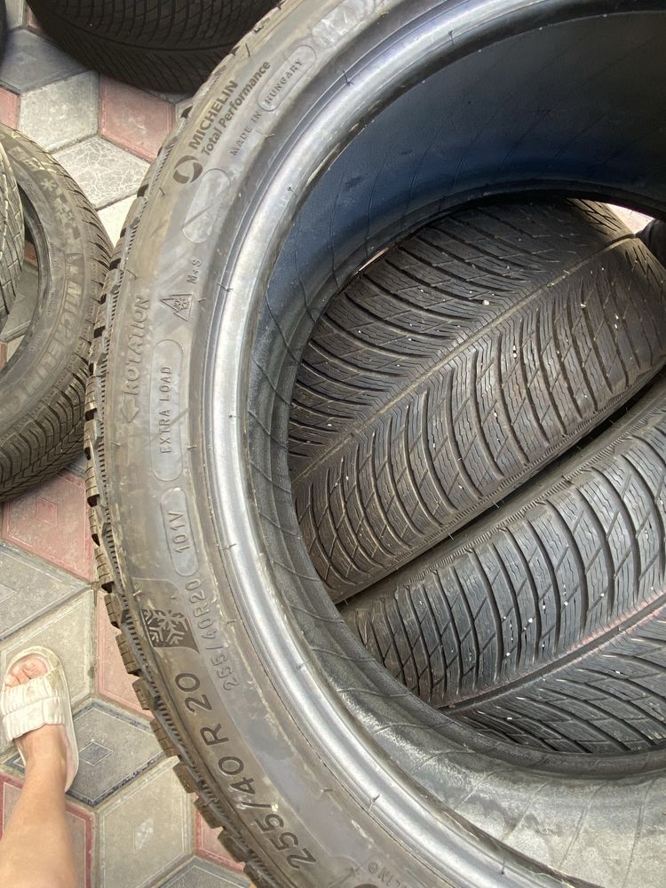 Michelin pilot alpin 5  255/40/20. 101V
