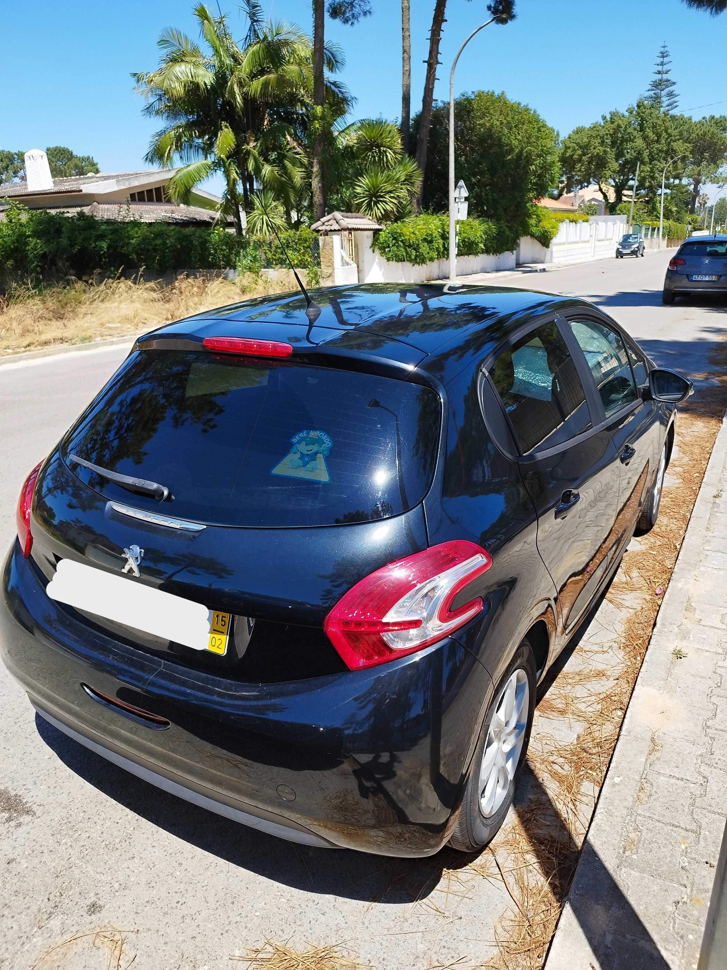 PEUGEOT 208 I Hatchback 1.4HDi. * OPORTUNIDADE *