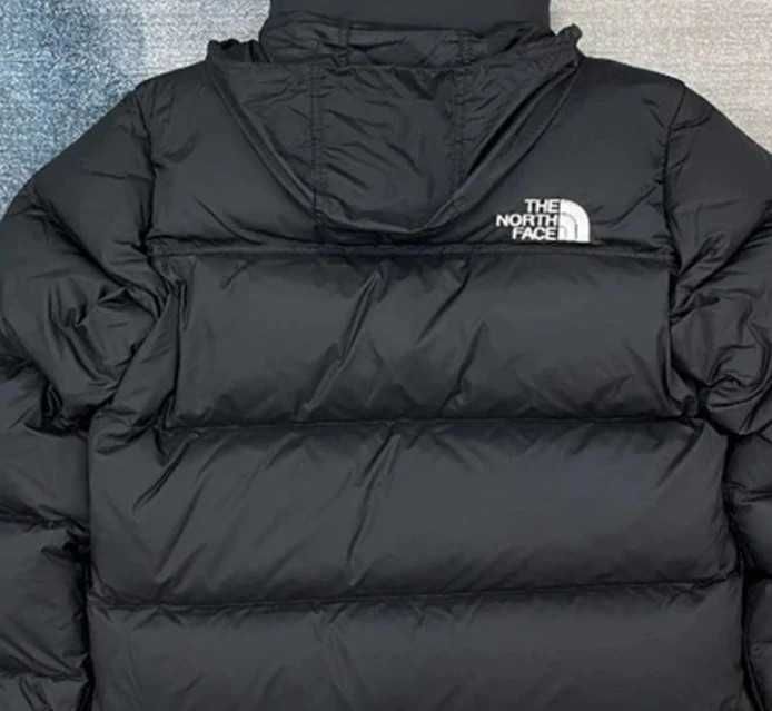 The North Face 1996 Retro Nuptse 700 US-XS