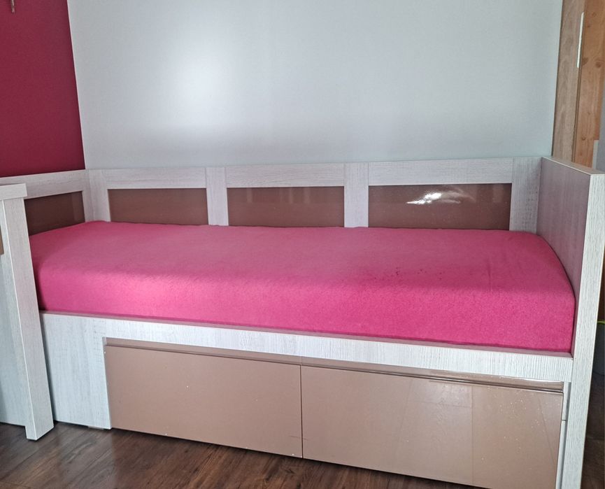 Sprzedam łóżko dziecięce